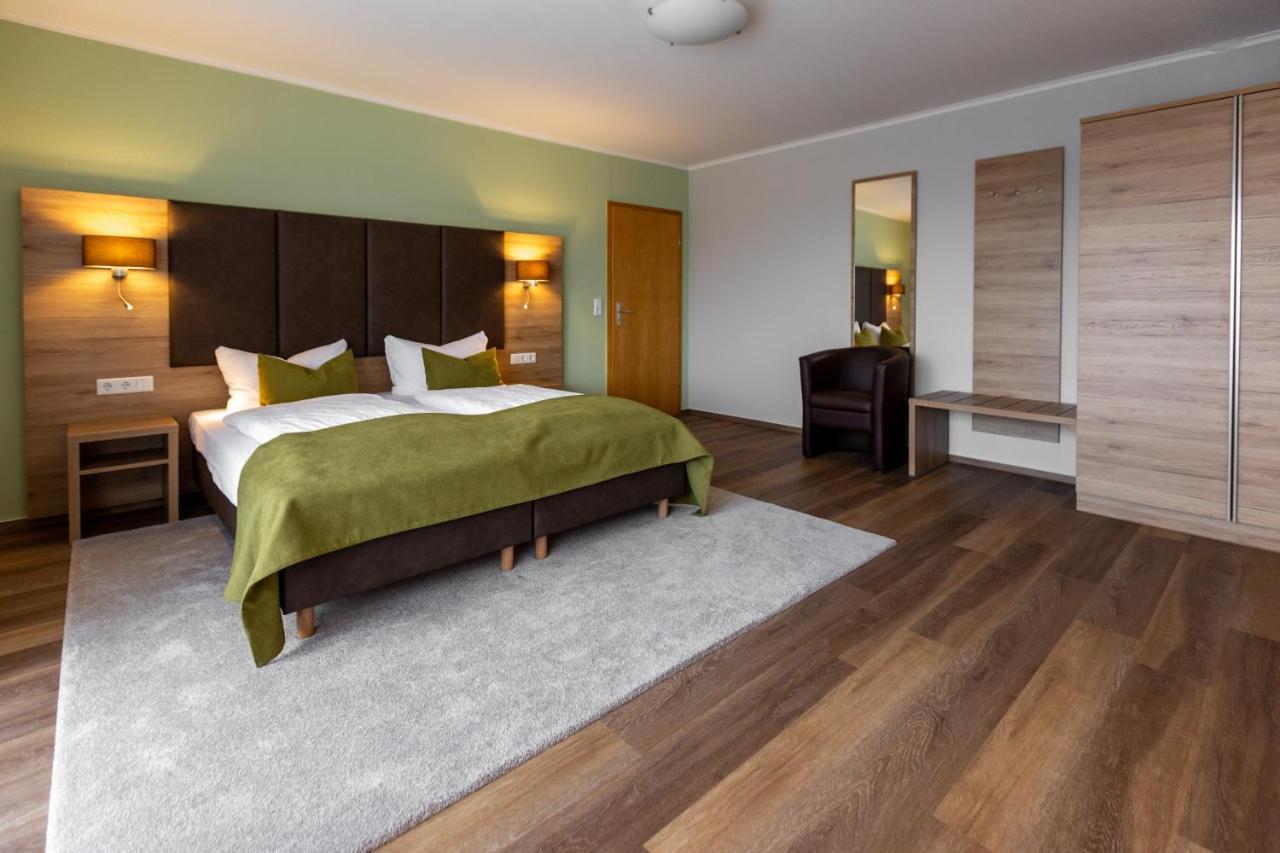 Hotel Froehlich-Hoeche อุสลาร์ ภายนอก รูปภาพ